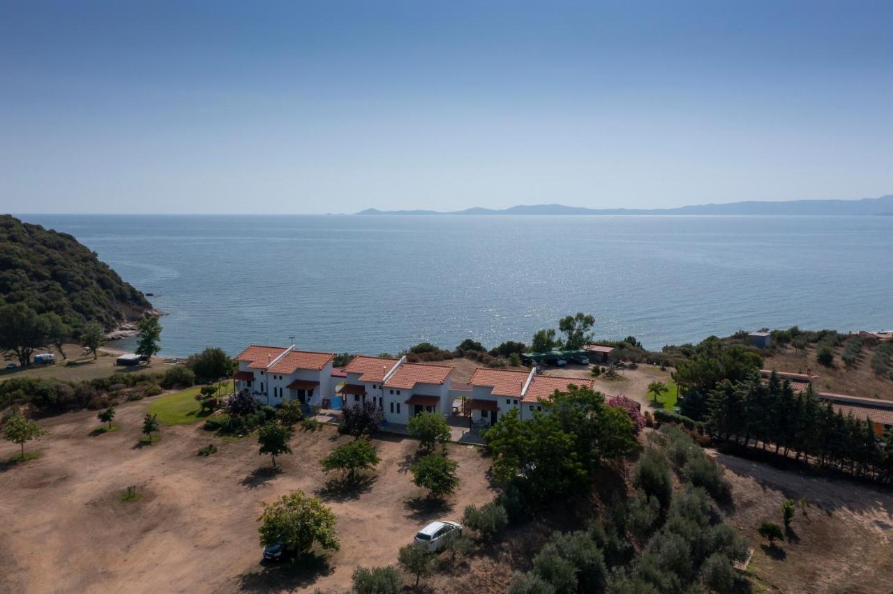 Katevi Luxury Seafront Villa إيريسوس المظهر الخارجي الصورة